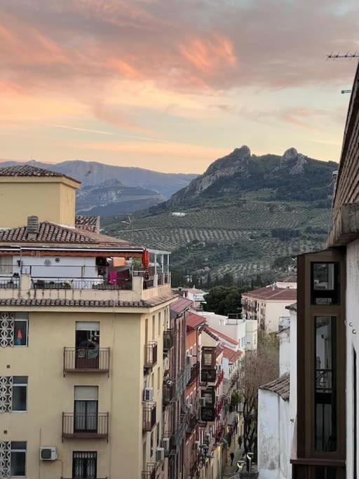 La Villa De Jaen - Catedral Екстериор снимка